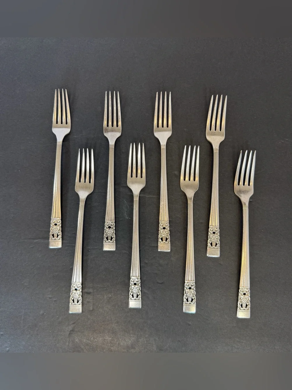 Community Plate Coronation Silverplate Dinner Forks Set of 8 Length 7.5